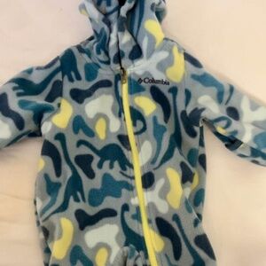 Columbia 0-3 months bunting suit